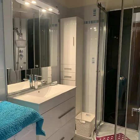 T2 Confort Centre Port 4 Pers - Clim - Parking - Ascenseur - Fr-1-796-25 Apartmán Gruissan
