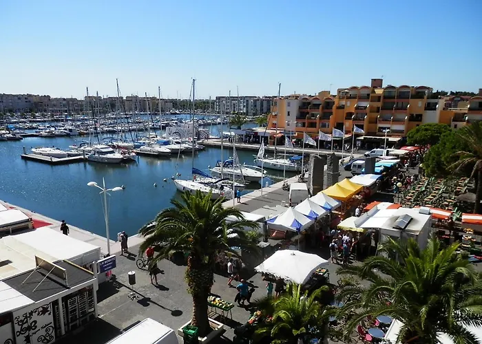 T2 Confort Centre Port 4 Pers - Clim - Parking - Ascenseur - Fr-1-796-25 * Gruissan